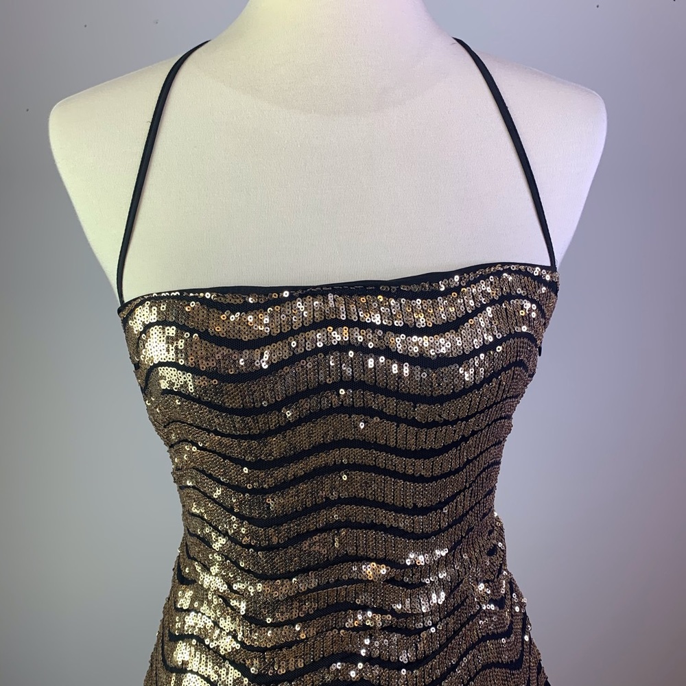 H:ours Lexie Midi Dress NWOT - Picture 3 of 8